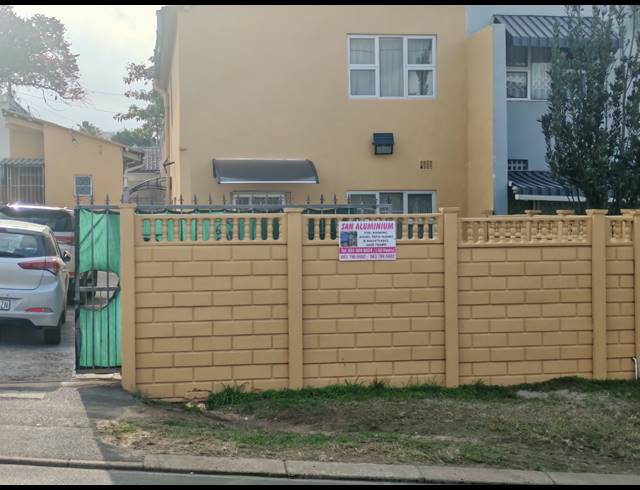 3 BEDROOM HOUSE TO LET IN MONTFORD
